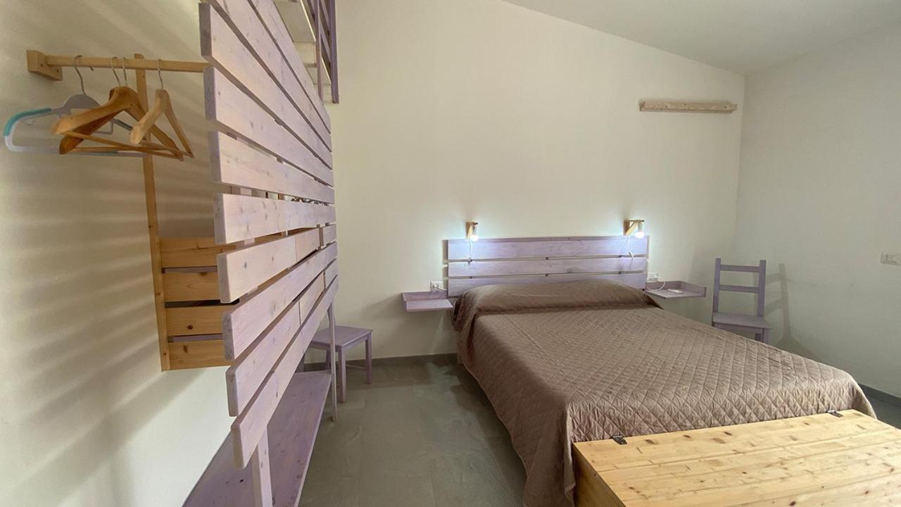 Hotel I Tre Schen Calasetta Esterno foto