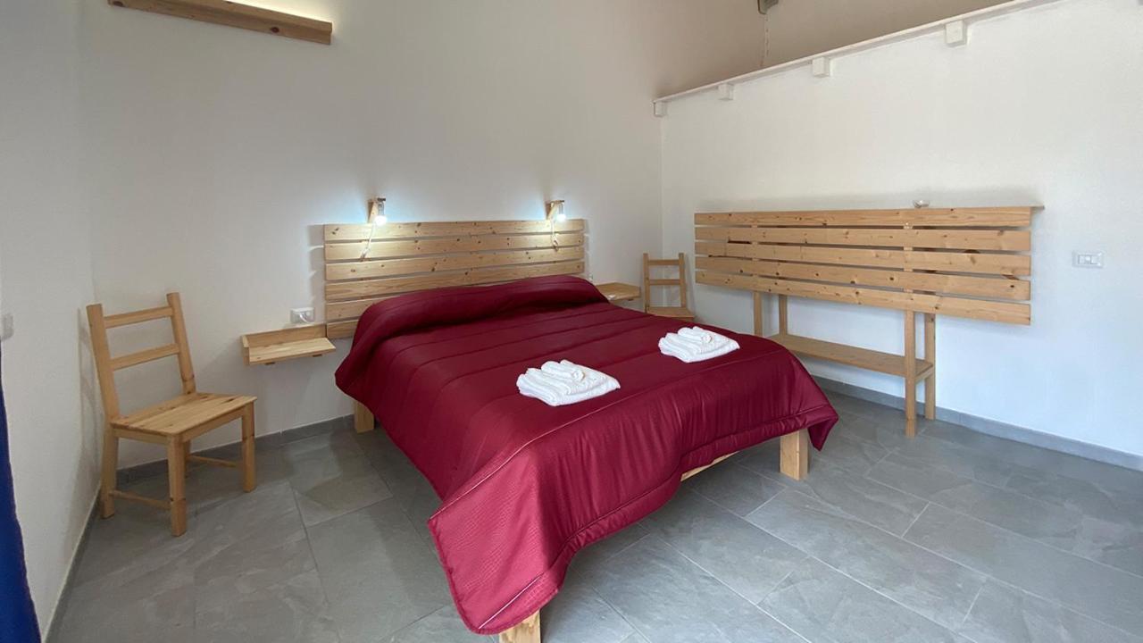 Hotel I Tre Schen Calasetta Esterno foto